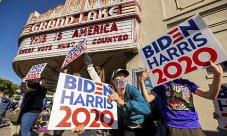 Biden-Harris supporters celebrate in Oakland.