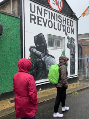 A recent mural, painted on the headquarters of dissident republican group Saoradh.