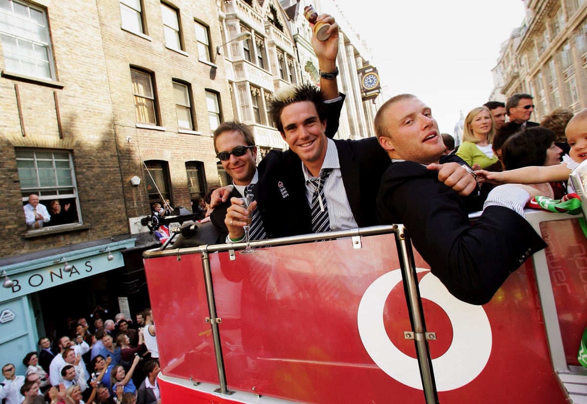 Kevin Pietersen and Andrew Flintoff