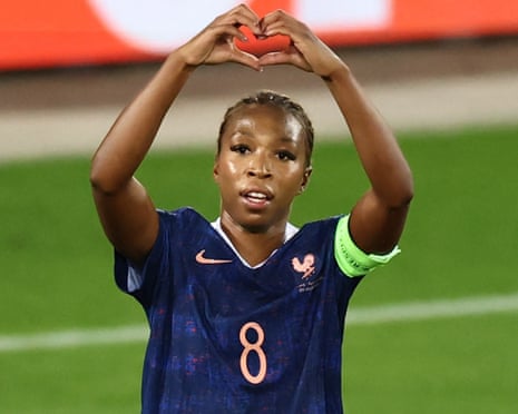 France’s Grace Geyoro celebrates scoring their 4th goal.