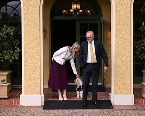 The PM and his wife with Toto the dog