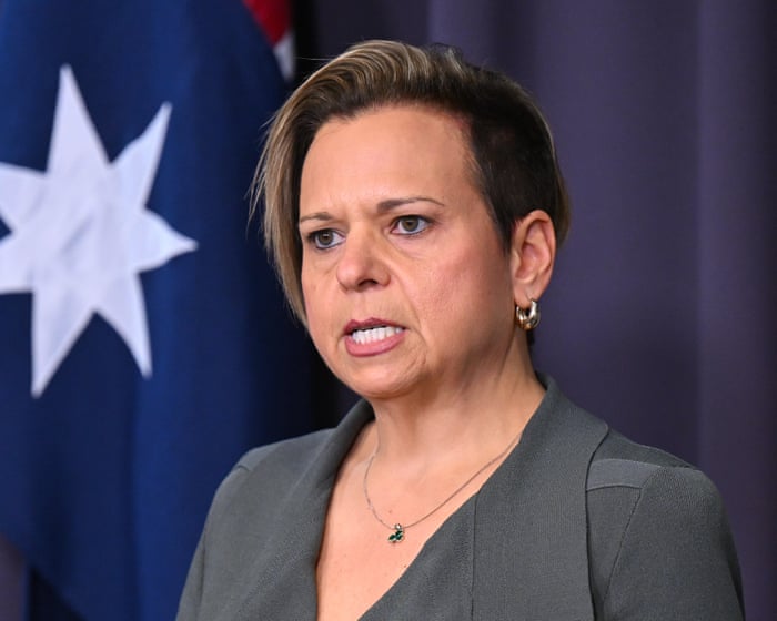 Australia news live: new regulations planned for smartglasses will include ‘right to erasure’, Rowland says