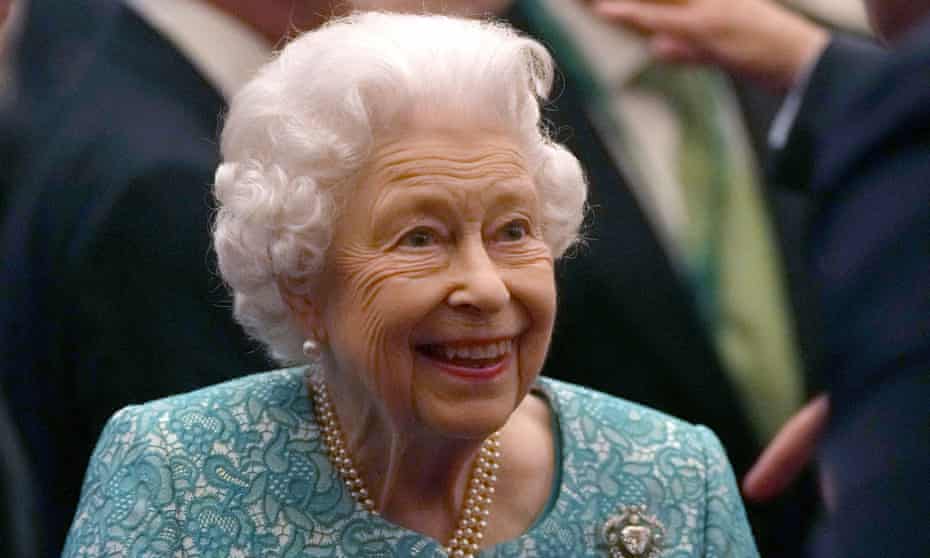 queen smiling