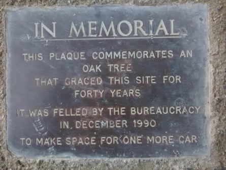 A rather grumpily-phrased plaque in New Zealand.
