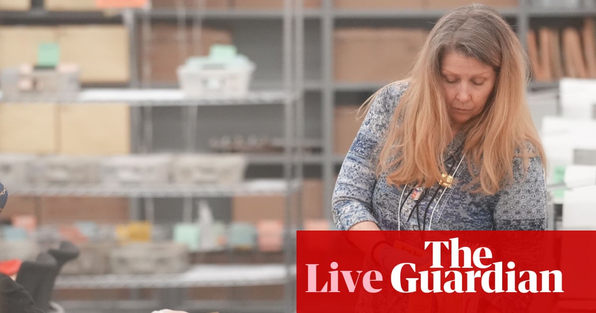 California primary unresolved as voters choose midterm candidates – US politics live California primary unresolved as voters choose midterm candidates – US politics live