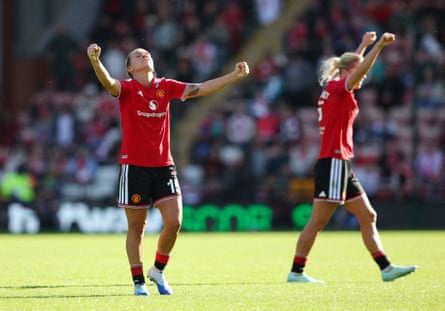 Julia Zigiotti Olme of Manchester United celebrates
