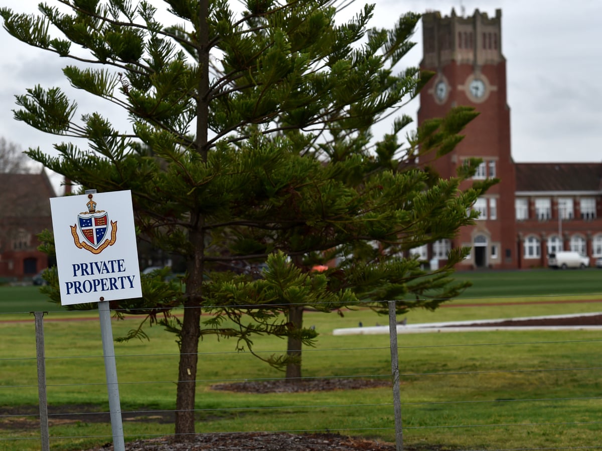 Costs Of Private Schools Substantially Met By Public Funds Says Report Australian Education The Guardian