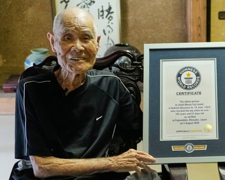 Kokichi Akuzawa with his Guinness World Records certificate