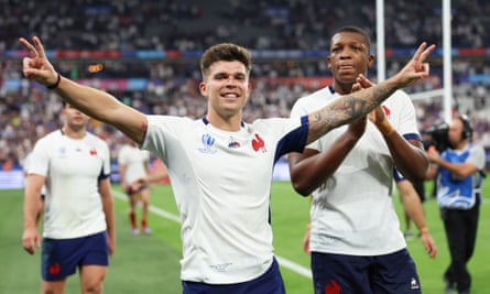 Matthieu Jalibert celebrates after France's win against New Zealand.