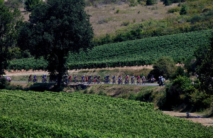 An early scene on stage 16.