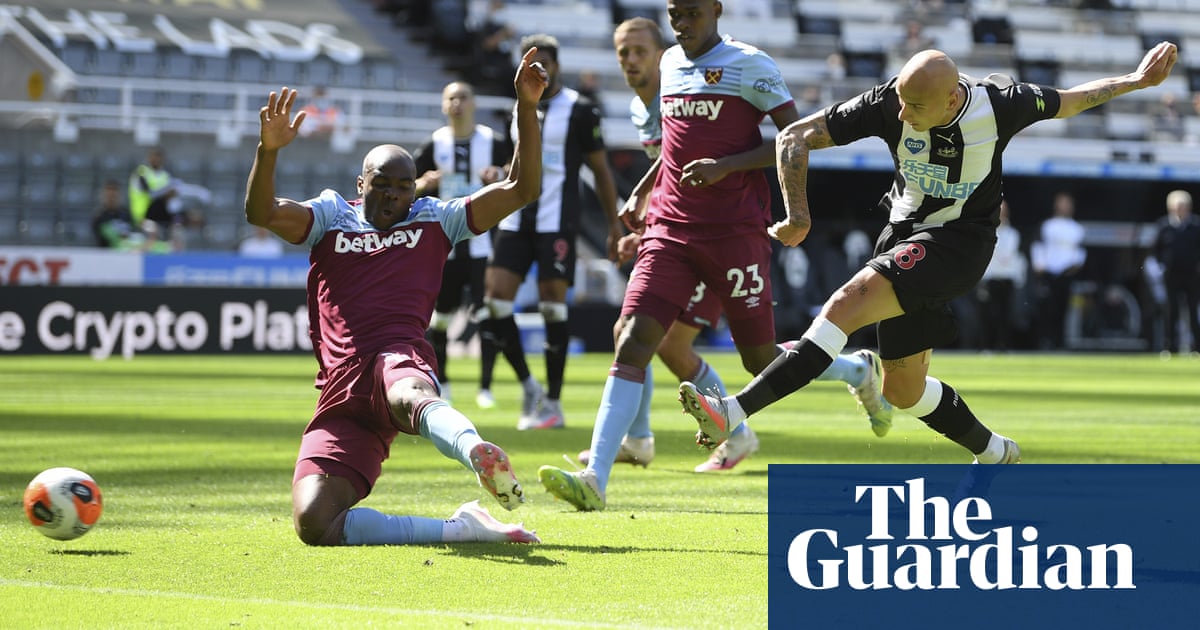 Jonjo Shelvey salvages point for Newcastle to deny West Ham