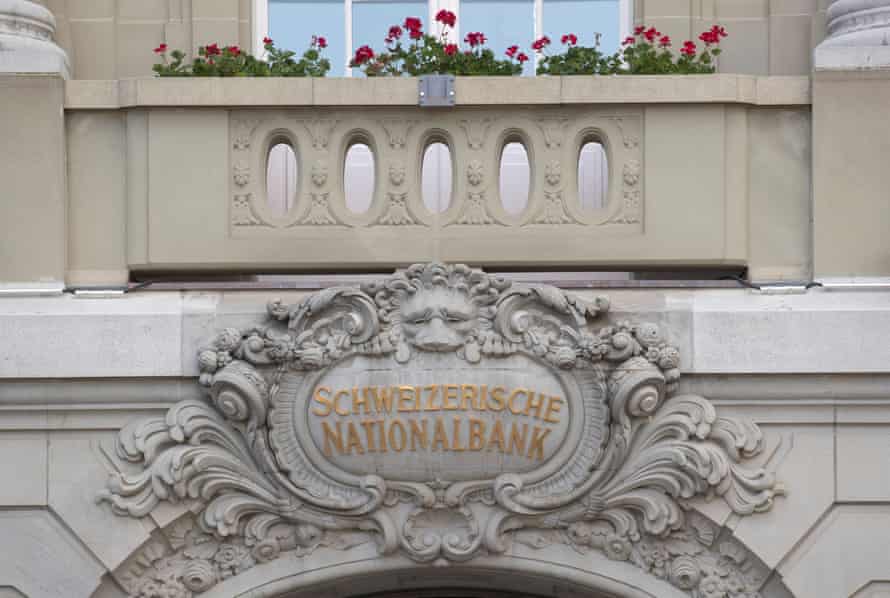 Swiss National Bank (SNB) logo is pictured on its building in BernThe Swiss National Bank (SNB) logo is pictured on its building in Bern, Switzerland June 16, 2022. REUTERS/Arnd Wiegmann