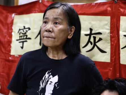 Chan Po-ying holds a press conference announcing the disbandment of the League of Social Democrats.