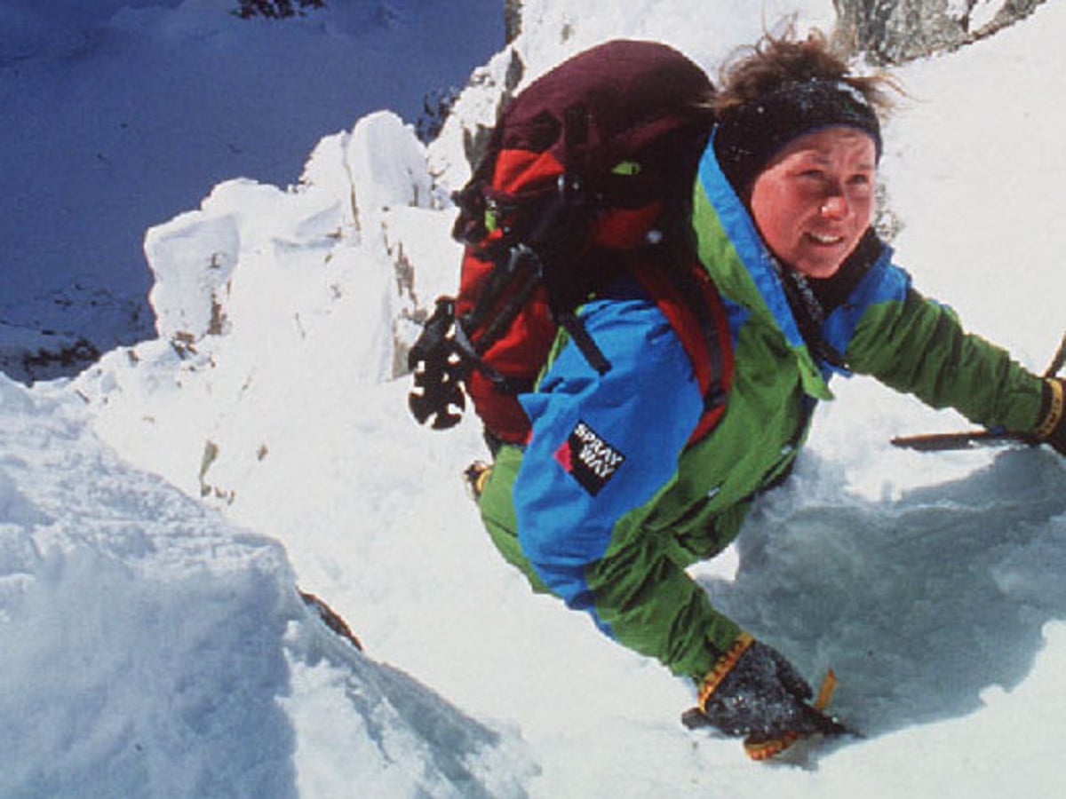 Alison Hargreaves climbs Everest solo - archive, 1995 | Mountaineering | The Guardian