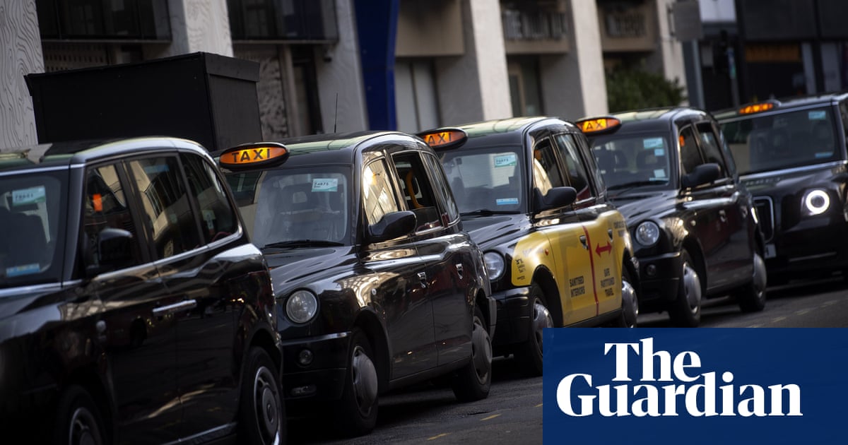 More than 10,000 London black-cab drivers launch £250m Uber lawsuit | Travel & leisure
