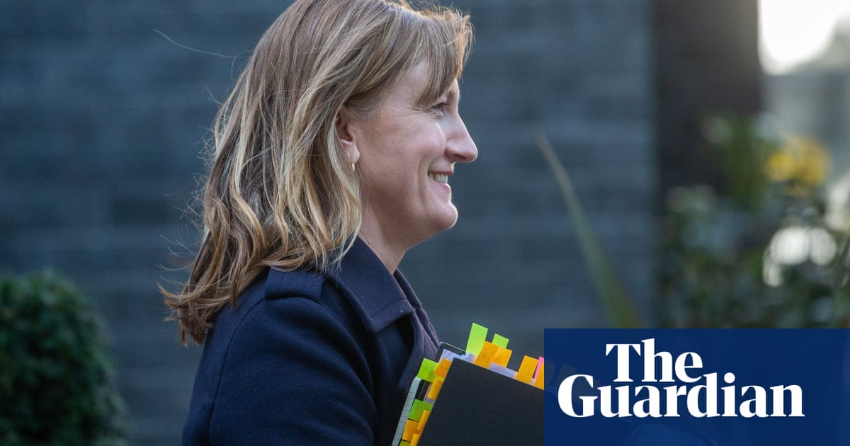 No 10 press briefings plan axed as Stratton moves to Cop26 role