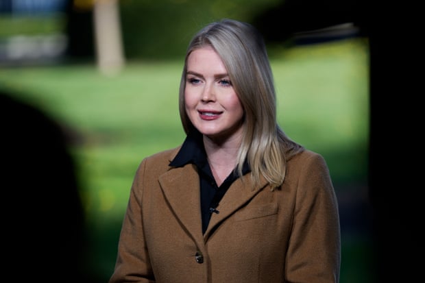 Madre del sobrino de Karoline Leavitt detenida por agentes de inmigración de EE.UU. Madre del sobrino de Karoline Leavitt detenida por agentes de inmigración de EE.UU.