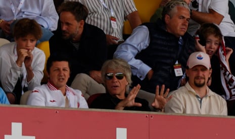 Are Spurs ‘Livin’ on a prayer? Jon Bon Jovi in the house.