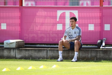 Philippe Coutinho during a rehabilitation session at Bayern Munich’s training ground last month. The Brazilian is on loan at the German club from Barcelona