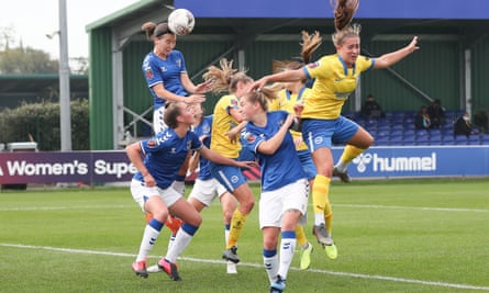 Everton’s WSL draw against Brighton was marred by a refereeing blunder.