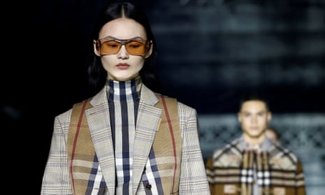 Burberry to cut 500 jobs worldwide in £55m cost-saving drive | Burberry  group | The Guardian