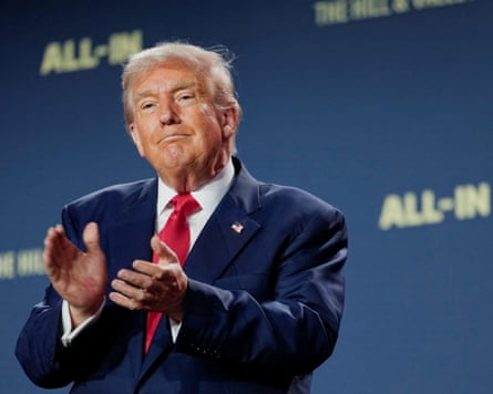 Donald Trump applauding himself