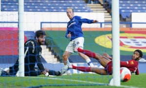 Everton’s Tom Davies hits the post.