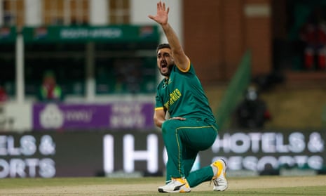 Tabraiz Shamsi will bowl spin for South Africa against Australia.