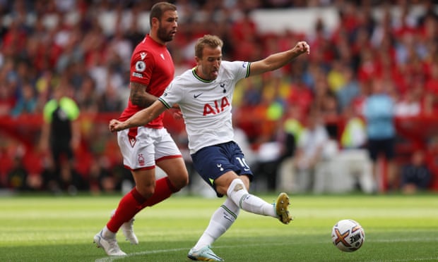 Harry Kane fires Tottenham into an early lead at Nottingham Forest
