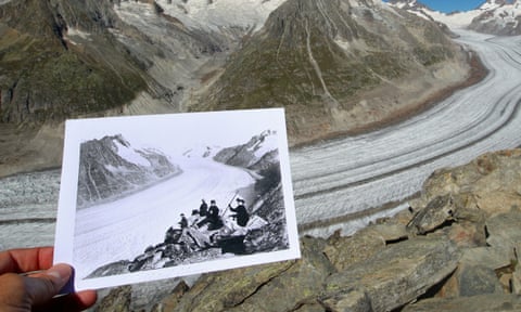 A picture of the Aletsch Glacier, taken between 1860 and 1890, is displayed in the same location in 2019.