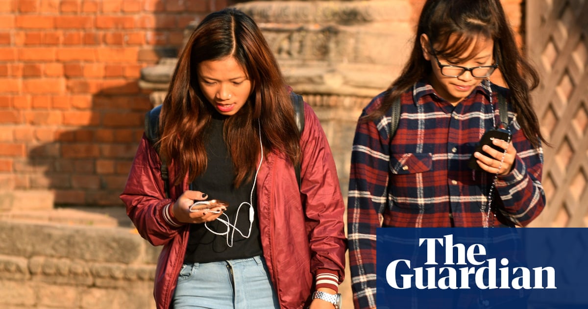 Journalists in Nepal fight new threat to press freedom