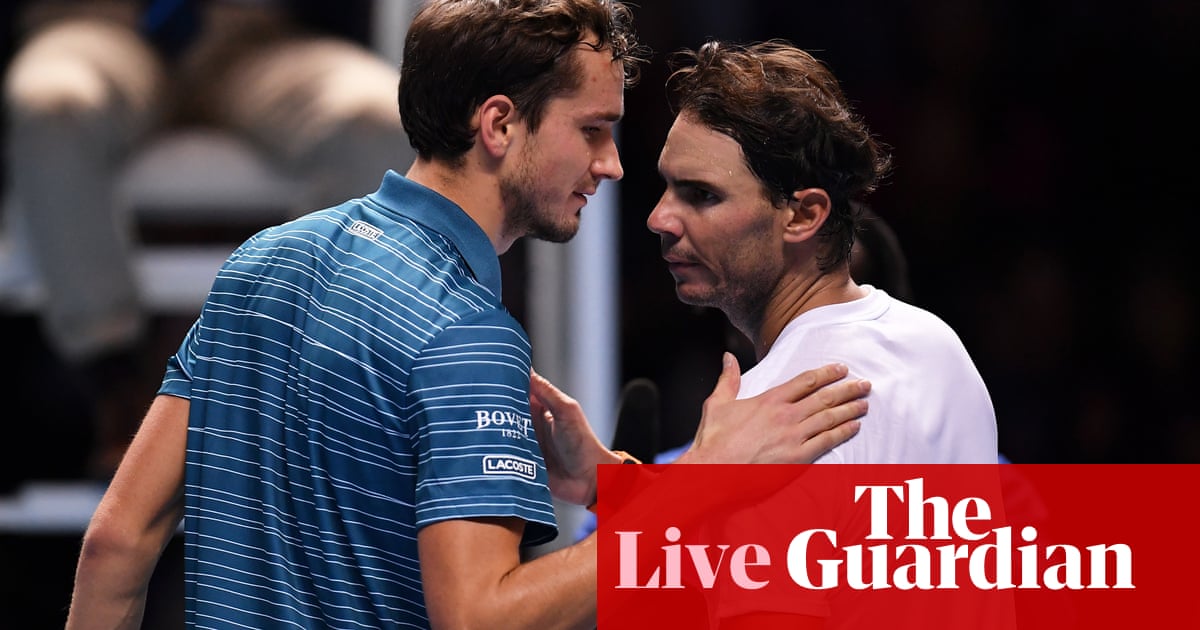 Daniil Medvedev v Alexander Zverev: ATP World Tour Finals - live
