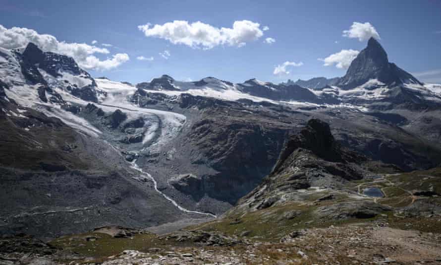 The Unterer Theodulgletscher glacier above Zermatt is melting at a markedly increased rate.