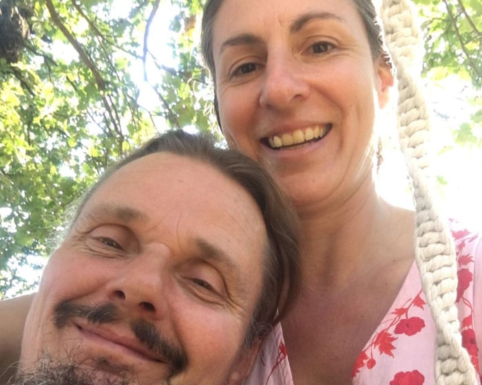 Off-grid UK-Australian couple given more access to children who were removed from home in Italy
