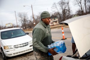 Revealed Water Company And City Officials Knew About Flint Poison Risk Us News The Guardian