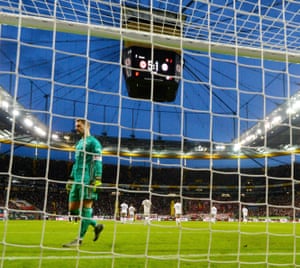Goalkeeper Manuel Neuer looks dejected as Eintracht go 5-1 up