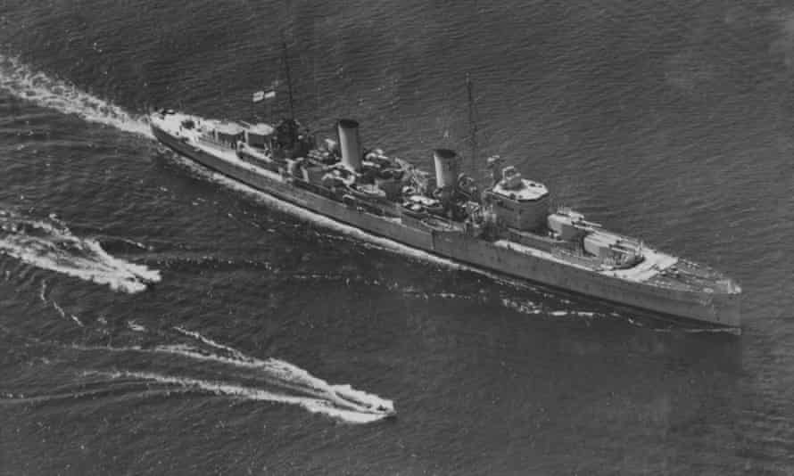 HMAS Perth arriving successful Port Jackson, Sydney