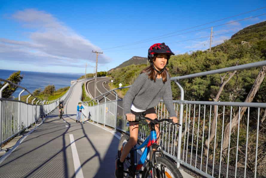 Wollongong wants to roll out a wider network of bike paths that would deliver nearly 215km by track 2030.