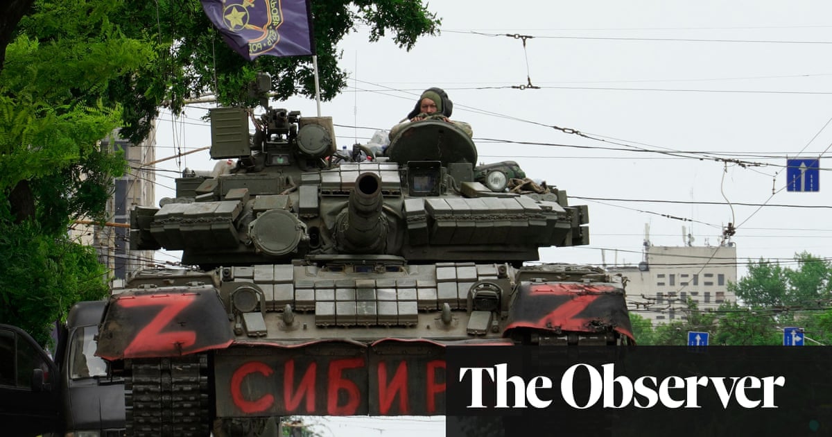 Wagner rebel chief halts tank advance on Moscow 'to stop bloodshed'
