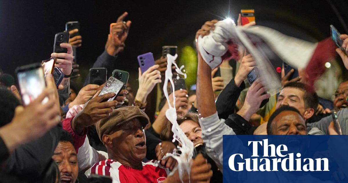 Football Daily | Fever pitch as Ian Wright gets the Arsenal party started