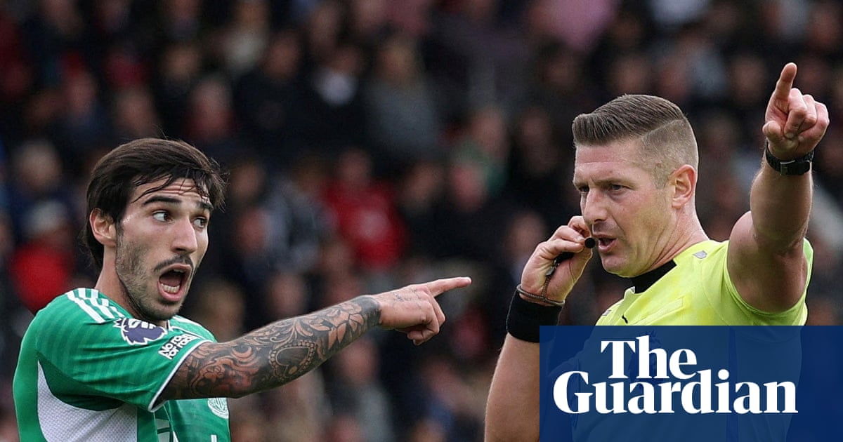 Premier League to allow audio of conversations between players and referees