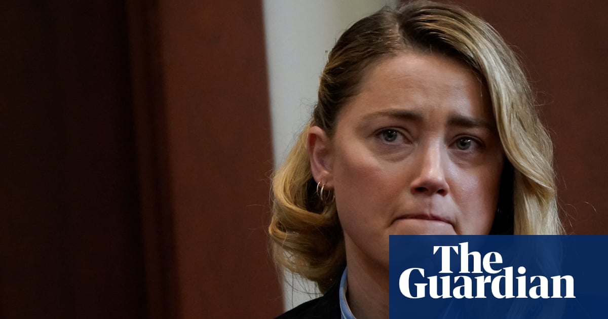 Amber Heard accuses Johnny Depp of sexual assault in court – video