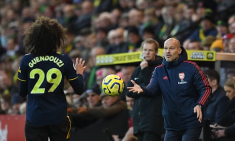 Freddie Ljungberg had to settle for a draw in his first game in charge of Arsenal.
