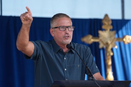 Jim Caviezel gestures