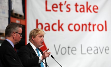 Tory MPs Michael Gove and Boris Johnson address workers during a Vote Leave campaign visit in June 2016 in Stratford-upon-Avon.