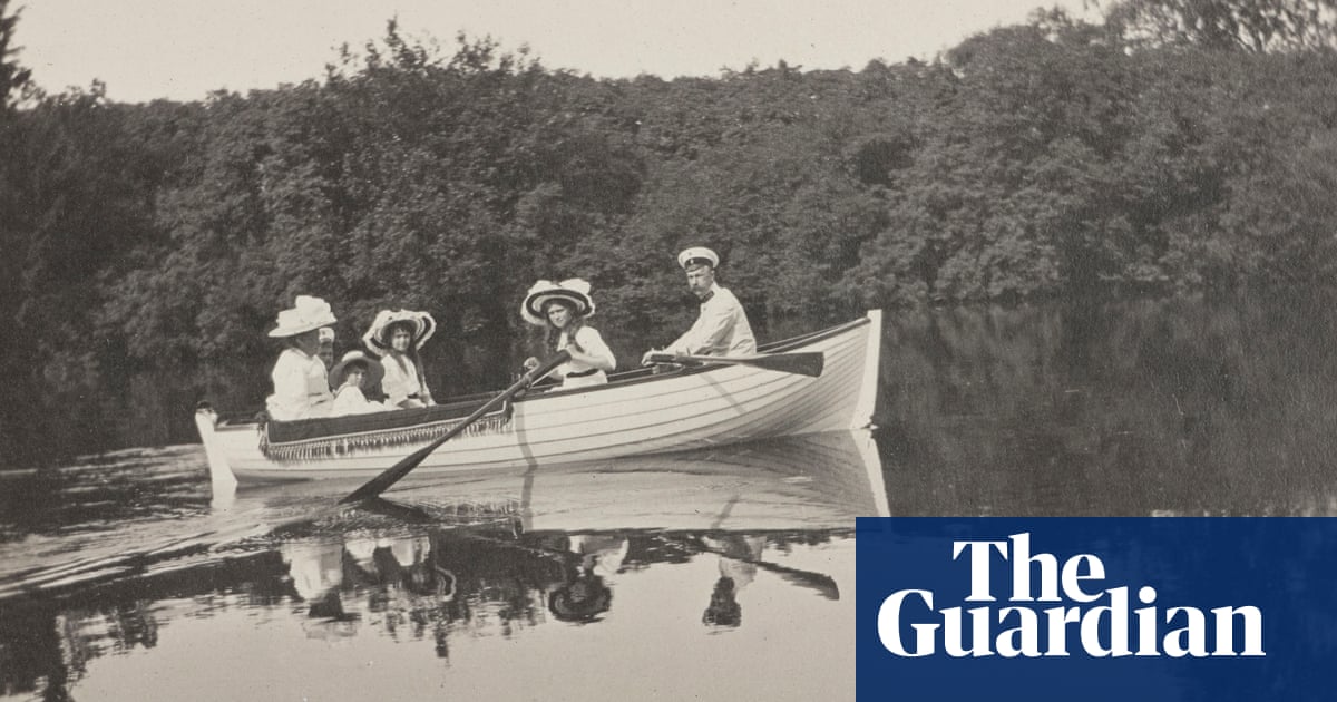 Family albums reveal life, health and bloody end of the Romanovs | Art and design | The Guardian