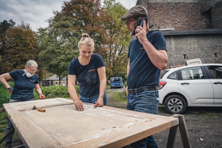 Phillippe Duquesnoy and Inge Van Tendeloo (centre) with another #TeamEclair volunteer