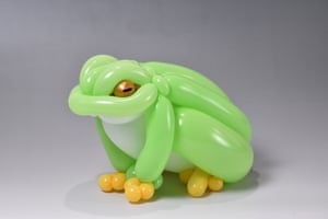Frog balloon animal