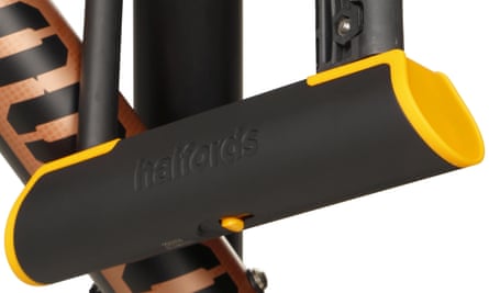 Halfords 23cm D Lock