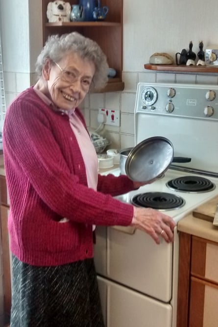 Winifred Hughes with her beloved Belling cooker, which finally broke down last week, after 53 years' service